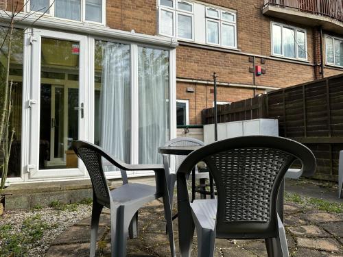 Garden, KeyNest Rooms - Jewellery Quarter in Birmingham