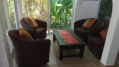 Cozy little house with a private pool in Corral Grande