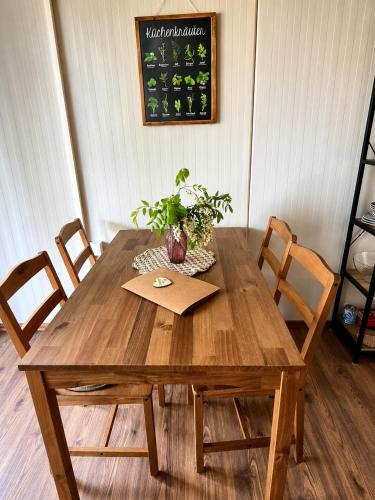 Tinyhouse Alpakas Ruhe&Natur Lavendelnest Südburgenland- Frühstück zubuchbar (Tinyhouse Alpakas Ruhe&Natur Lavendelnest Sudburgenland- Fruhstuck zubuchbar) in Gerersdorfa pie Gusingas