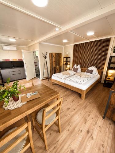 Tinyhouse Alpakas Ruhe&Natur Lavendelnest Südburgenland- Frühstück zubuchbar (Tinyhouse Alpakas Ruhe&Natur Lavendelnest Sudburgenland- Fruhstuck zubuchbar) in Gerersdorfa pie Gusingas