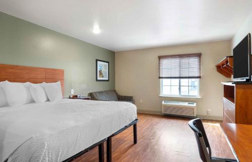 WoodSpring Suites Wichita Airport - image 41