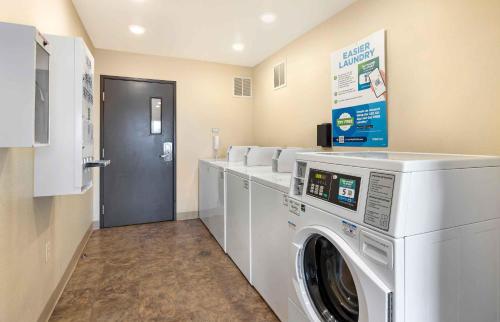 WoodSpring Suites Wichita Airport - image 26