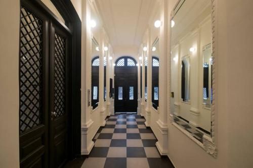 Lella Apartment - Pedestrian zone & Charming balcony - image 3