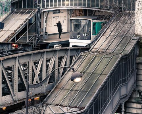 Eiffel Petit Louvre - image 4