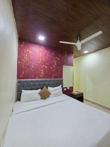 Hotel Great Times photo 2