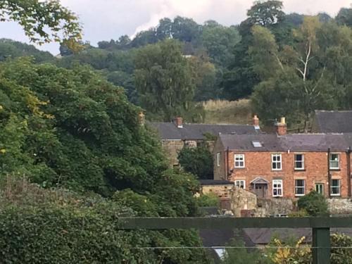 Hillside Cottage