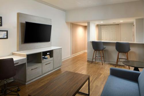 Four Points by Sheraton Richmond Airport - image 26
