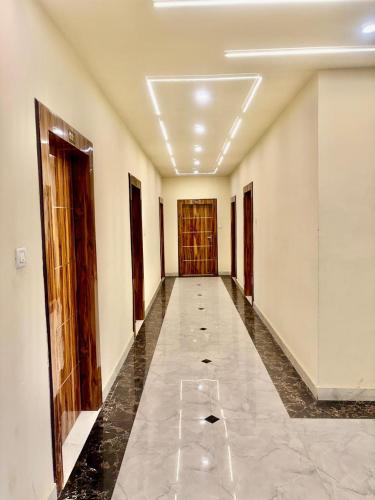 Shree Krishna Palace Hotel in Lucknow