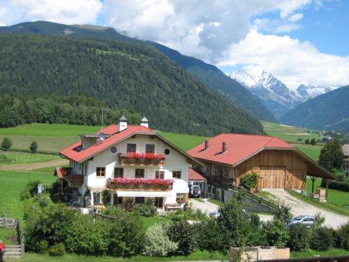 Ferienwohnungen Färberhof Urlaub auf dem Bauernhof Olang