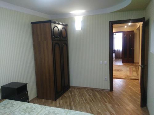 Apartament near Riviera Park - image 6