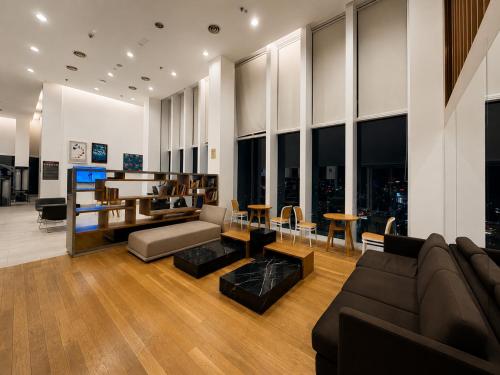 Platinum KLCC By Velora Hospitality - image 2