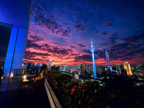 Platinum KLCC By Velora Hospitality - image 9