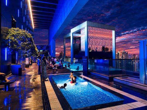Platinum KLCC By Velora Hospitality - image 11