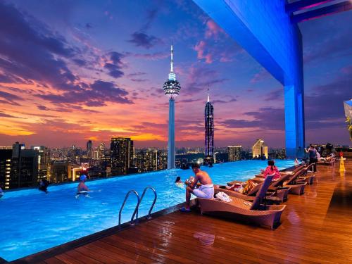 Platinum KLCC By Velora Hospitality - image 5
