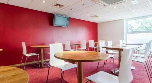Travelodge Camberley in Camberley