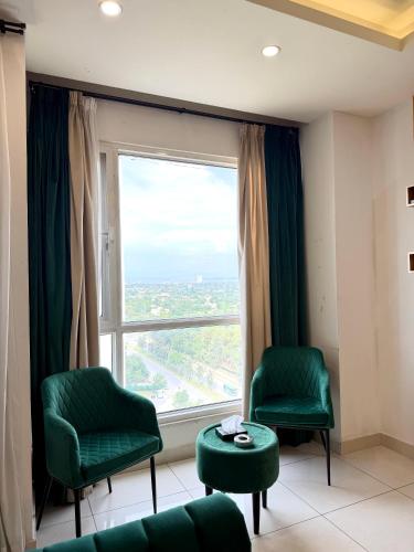 SKYLINE VIEW Signature Apartments Opposite Centaurus Mall Islamabad - image 2