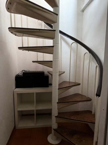 Beachside Apartment in Villa in Кверчіанела