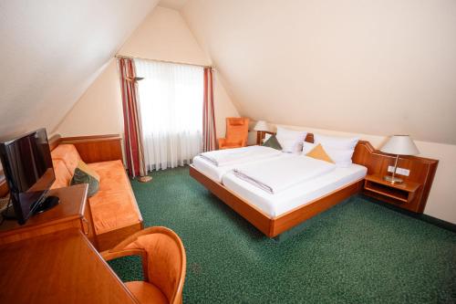 2 twin beds
