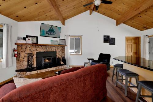 Shasta mountain cabin #1916 in Big Bear City, USA