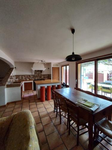 Iekārtas, Maison les Salles-sur-Verdon in Les Salles-pie-Verdonas