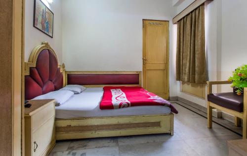 Hotel Sunshine - Karol Bagh Budget Stay at New Delhi – Delhi, NY