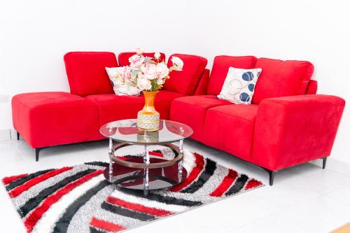 Elegant 3BedRoom Luxury Apartment & Car Rentals in Canefield