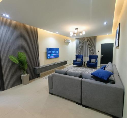 House 234 in คาดูนา