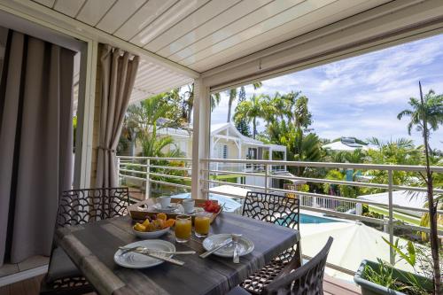 Pemandangan, Majesty Palm Hotel in Saint Francois
