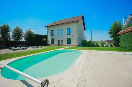 Sunrise Villa – khách sạn tại Baile Felix