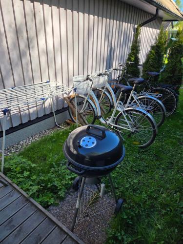 Létesítmények, Eero Majutus in Kärdla