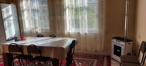 Comfort Hills in Lahich