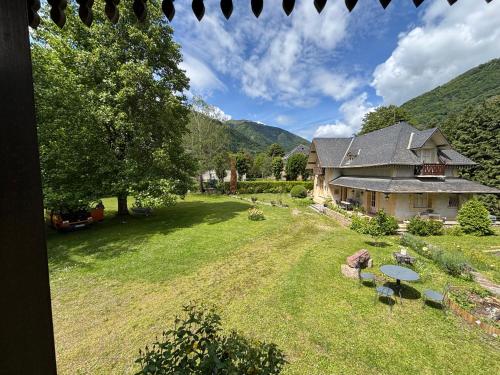 La dépendance (La dependance) in Montauban-de-Luchon