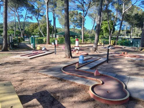 Mini golf course, Le Damiseu in Le Bonfin