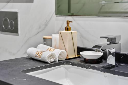 J ONE Business Bay - Luxury Studio - PNB Living - main image