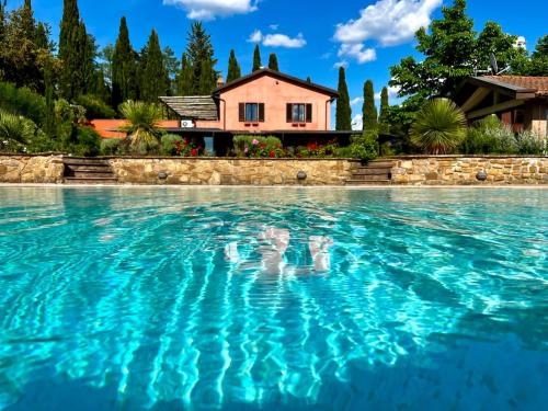 Villa Barbarella San Gimignano with private pool in Sant Andrea