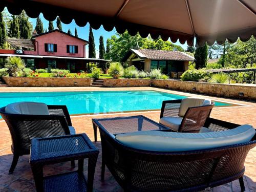 Villa Barbarella San Gimignano with private pool in Sant Andrea