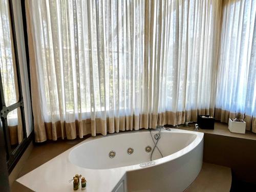 Villa Barbarella San Gimignano with private pool in Sant Andrea