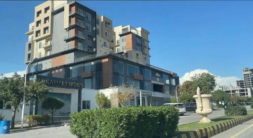 Luxury Emerald Apartment Islamabad - image 12