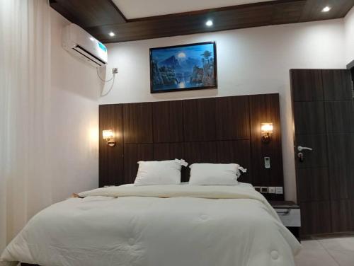 T&J Harmony Lodge in Limbe