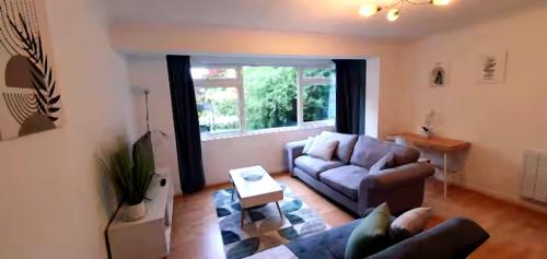 Reigate - 1 Bed by Mobius Property Solutions in Reigate