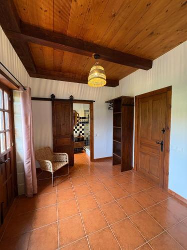 Casa Val de Vida - Guesthouse with big garden in La Cavada