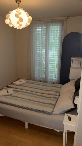 Gemütliche Zimmer mit eigenem Badezimmer an guter Lage in Bern, Schweiz
