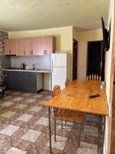 Rob Guest House in Garni