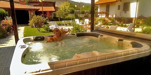 Spa, Complex Oazis in Etropole