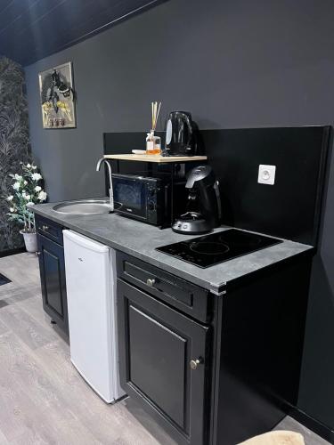 Logement Sensuelle avec Balnéo & Ambiance Tamisée (Logement Sensuelle avec Balneo & Ambiance Tamisee) in Dizy