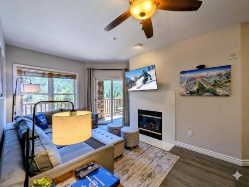 Hidden River Lodge 5969 by SummitCove Lodging in Keystone, USA