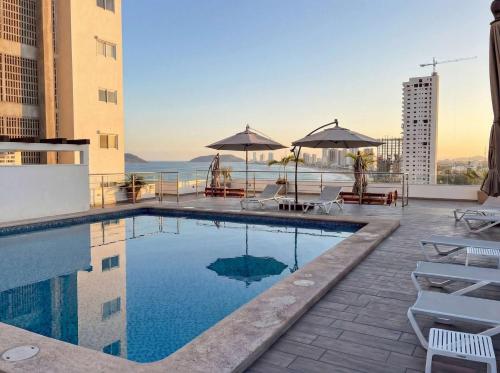 Family-Friendly Apartment near Malecon & Pool