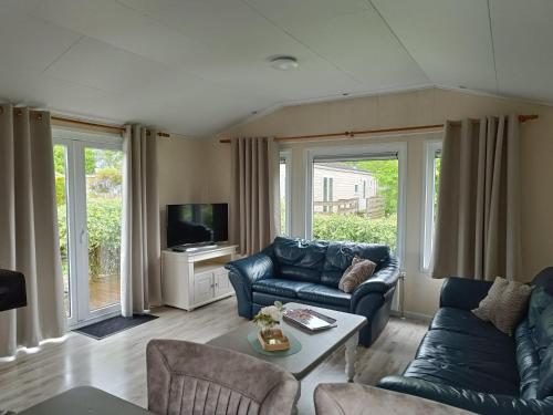 Sunny Chalet near Amsterdam at Camping Venhop in Berkhout