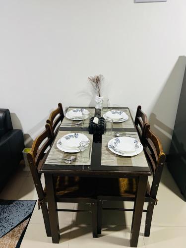 Cozy 2BR Home Near Clark Airport & Aqua Planet in Dau