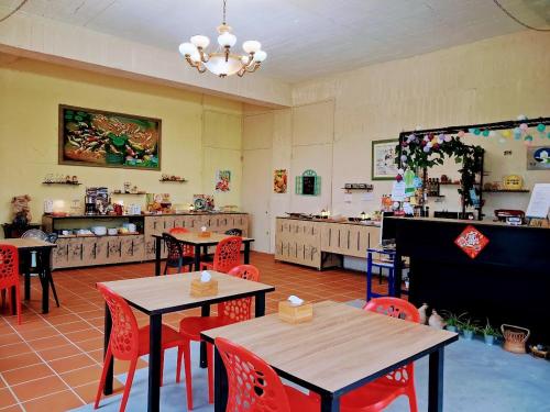 Kelly Field Homestay near Cultural Park Forest